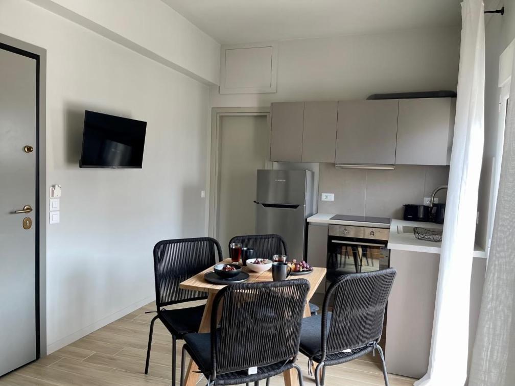 Campana'S Apartment Аргостолион Екстериор снимка